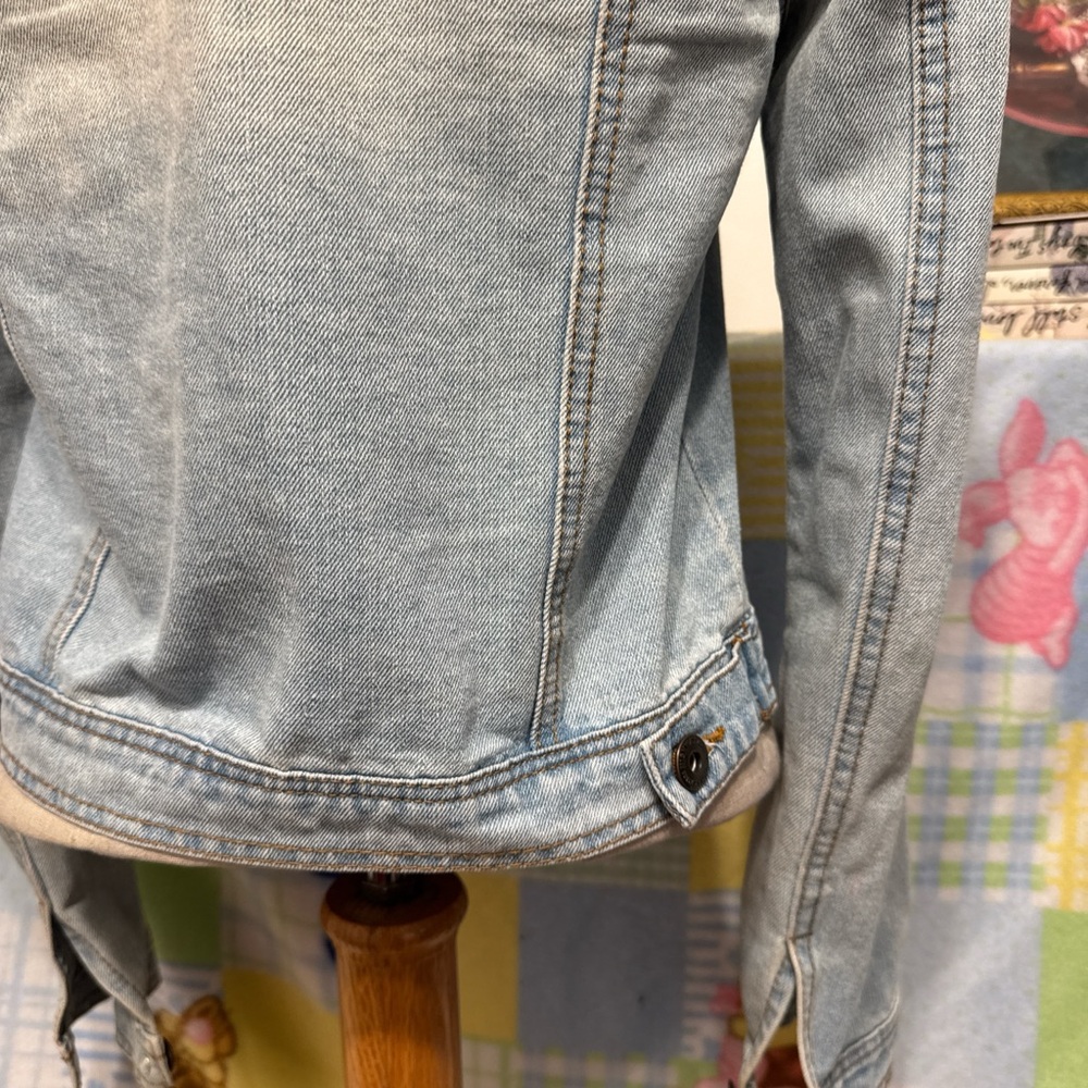 Denim jacket - Picture 5 of 6